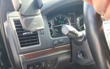 Toyota Land Cruiser 200, 2020 год, 10 900 000 рублей, 30 фотография