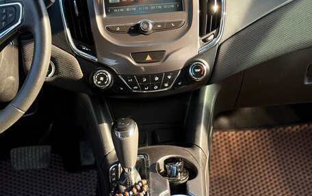 Chevrolet Cruze II, 2018 год, 1 300 000 рублей, 9 фотография