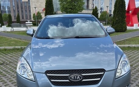 KIA cee'd I рестайлинг, 2008 год, 600 000 рублей, 3 фотография