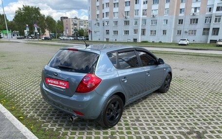 KIA cee'd I рестайлинг, 2008 год, 600 000 рублей, 12 фотография