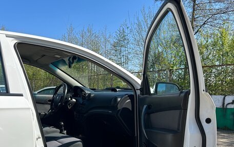 Chevrolet Aveo III, 2011 год, 490 000 рублей, 13 фотография