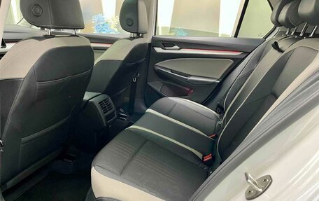 Volkswagen Golf VIII, 2022 год, 2 190 000 рублей, 7 фотография