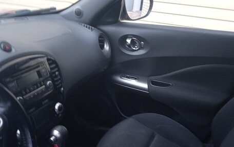 Nissan Juke II, 2014 год, 900 000 рублей, 8 фотография