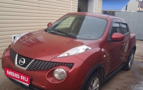 Nissan Juke II, 2014 год, 900 000 рублей, 3 фотография