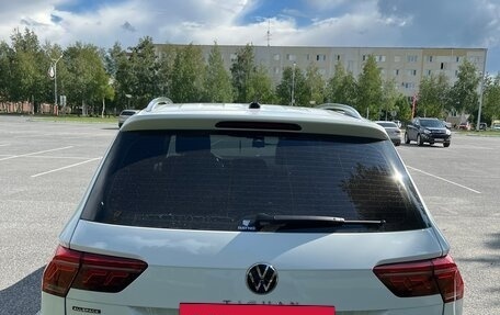 Volkswagen Tiguan II, 2022 год, 4 050 000 рублей, 6 фотография