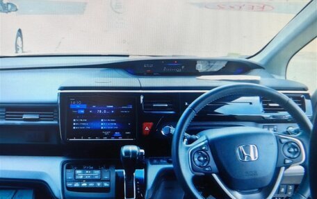 Honda Stepwgn IV, 2021 год, 2 750 000 рублей, 9 фотография