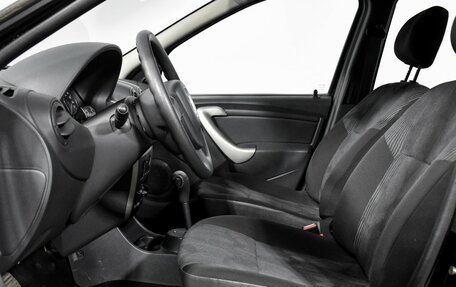 Renault Logan I, 2015 год, 719 000 рублей, 10 фотография