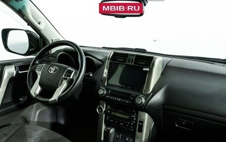 Toyota Land Cruiser Prado 150 рестайлинг 2, 2011 год, 2 489 898 рублей, 9 фотография