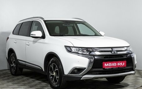 Mitsubishi Outlander III рестайлинг 3, 2016 год, 1 549 585 рублей, 3 фотография