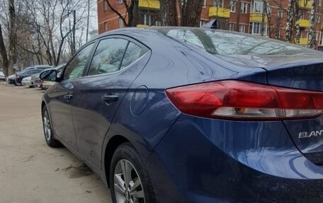 Hyundai Elantra VI рестайлинг, 2018 год, 1 950 000 рублей, 6 фотография