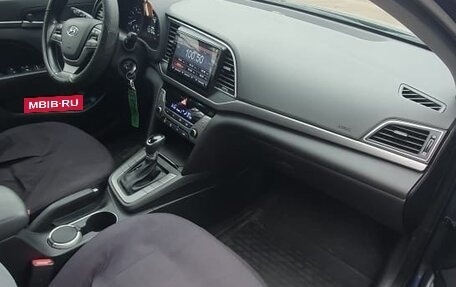 Hyundai Elantra VI рестайлинг, 2018 год, 1 950 000 рублей, 10 фотография