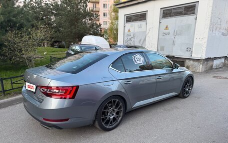 Skoda Superb III рестайлинг, 2016 год, 2 950 000 рублей, 2 фотография