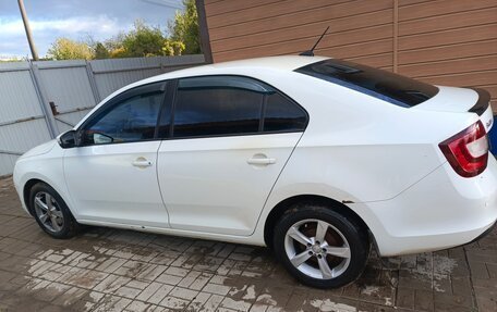 Skoda Rapid I, 2018 год, 1 000 000 рублей, 11 фотография