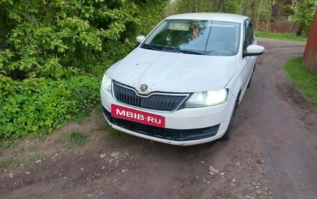 Skoda Rapid I, 2018 год, 1 000 000 рублей, 5 фотография