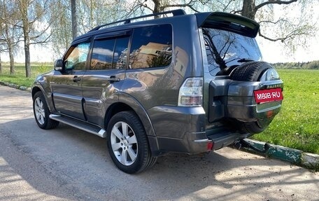 Mitsubishi Pajero IV, 2012 год, 2 700 000 рублей, 3 фотография