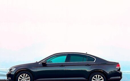Volkswagen Passat B8 рестайлинг, 2019 год, 1 987 800 рублей, 15 фотография