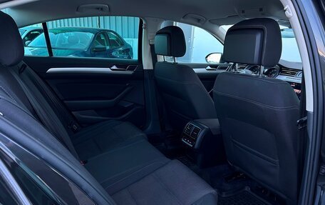 Volkswagen Passat B8 рестайлинг, 2019 год, 1 987 800 рублей, 10 фотография