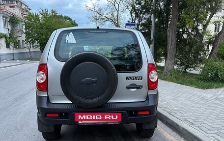 Chevrolet Niva I рестайлинг, 2016 год, 899 000 рублей, 7 фотография