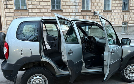 Chevrolet Niva I рестайлинг, 2016 год, 899 000 рублей, 18 фотография
