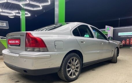 Volvo S60 III, 2004 год, 565 000 рублей, 3 фотография
