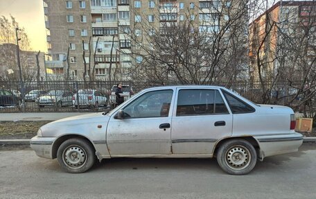 Daewoo Nexia I рестайлинг, 2001 год, 130 000 рублей, 6 фотография