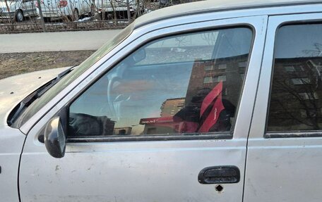Daewoo Nexia I рестайлинг, 2001 год, 130 000 рублей, 8 фотография