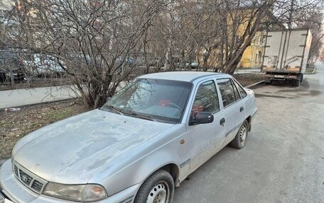 Daewoo Nexia I рестайлинг, 2001 год, 130 000 рублей, 17 фотография