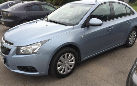 Chevrolet Cruze II, 2011 год, 610 000 рублей, 10 фотография