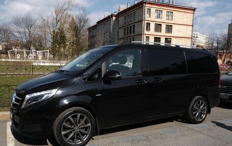 Mercedes-Benz V-Класс, 2016 год, 4 550 000 рублей, 6 фотография