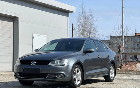 Volkswagen Jetta VI, 2011 год, 1 100 000 рублей, 2 фотография