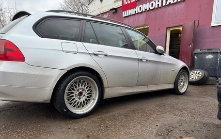 BMW 3 серия, 2005 год, 1 400 000 рублей, 3 фотография