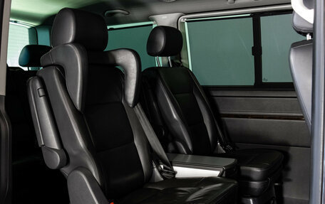 Volkswagen Multivan T5, 2011 год, 3 079 000 рублей, 18 фотография