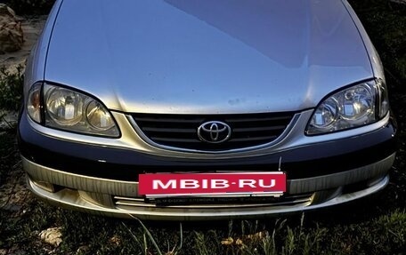 Toyota Avensis III рестайлинг, 2002 год, 570 000 рублей, 3 фотография