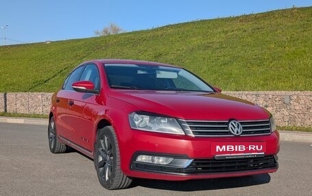 Volkswagen Passat B7, 2011 год, 975 000 рублей, 3 фотография