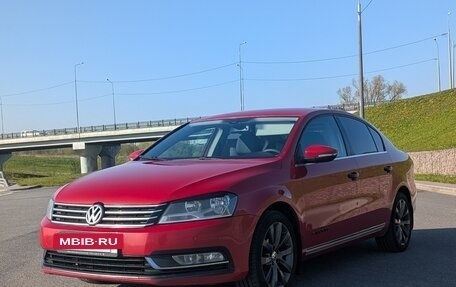 Volkswagen Passat B7, 2011 год, 975 000 рублей, 9 фотография
