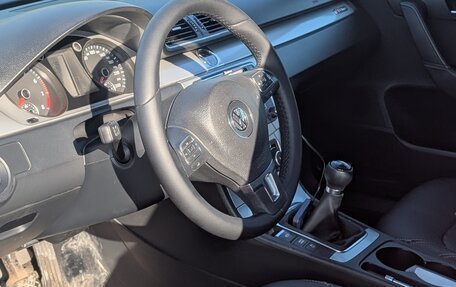 Volkswagen Passat B7, 2011 год, 975 000 рублей, 27 фотография