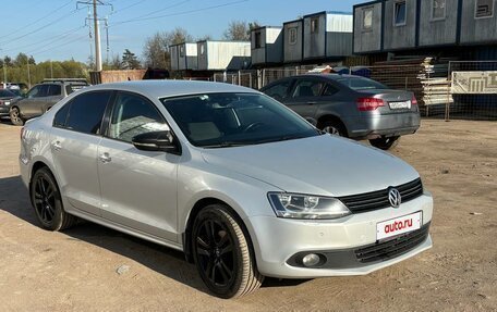 Volkswagen Jetta VI, 2013 год, 950 000 рублей, 4 фотография