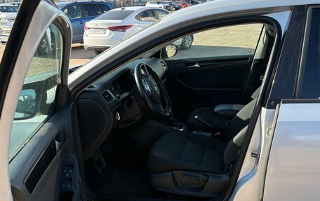 Volkswagen Jetta VI, 2013 год, 950 000 рублей, 5 фотография