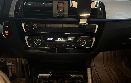 BMW 1 серия, 2018 год, 1 950 000 рублей, 12 фотография