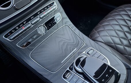 Mercedes-Benz E-Класс, 2019 год, 3 950 000 рублей, 20 фотография