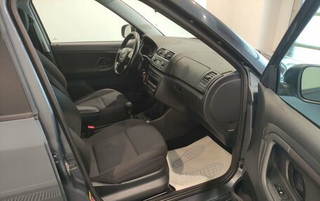 Skoda Fabia II, 2010 год, 379 000 рублей, 12 фотография