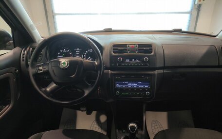 Skoda Fabia II, 2010 год, 379 000 рублей, 9 фотография