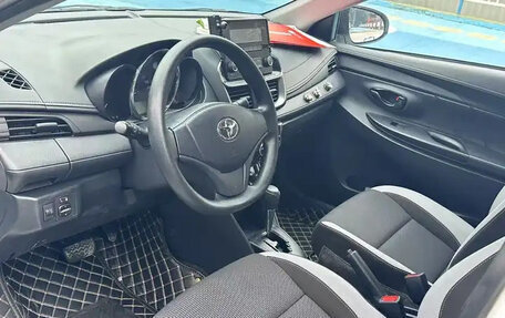 Toyota Yaris XP150 рестайлинг, 2022 год, 1 179 000 рублей, 9 фотография