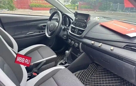 Toyota Yaris XP150 рестайлинг, 2022 год, 1 179 000 рублей, 10 фотография
