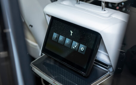 Rolls-Royce Cullinan, 2025 год, 84 990 000 рублей, 33 фотография