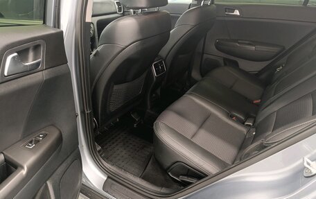 KIA Sportage IV рестайлинг, 2019 год, 1 780 000 рублей, 10 фотография