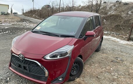 Toyota Sienta II, 2020 год, 1 790 000 рублей, 9 фотография