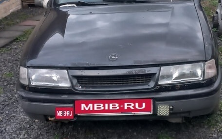 Opel Vectra A, 1991 год, 115 000 рублей, 4 фотография