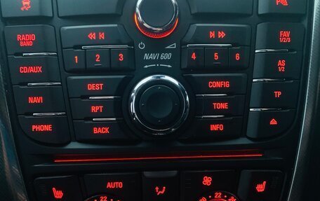 Opel Astra J, 2011 год, 690 000 рублей, 9 фотография