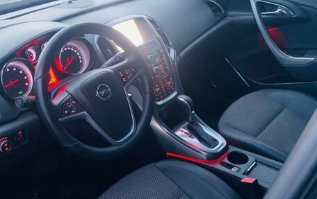 Opel Astra J, 2011 год, 690 000 рублей, 7 фотография